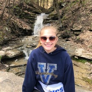 Meet your Posher, Marissa